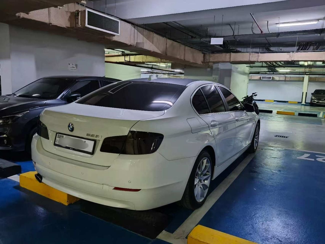 BMW 523i EXCLUSIVE