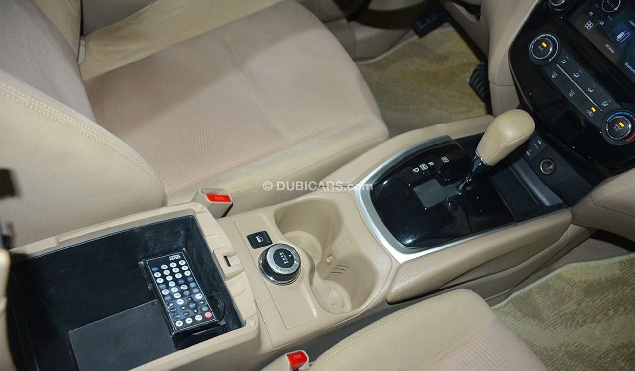 Nissan XTrail Nissan X-Trail 2.5, 4WD