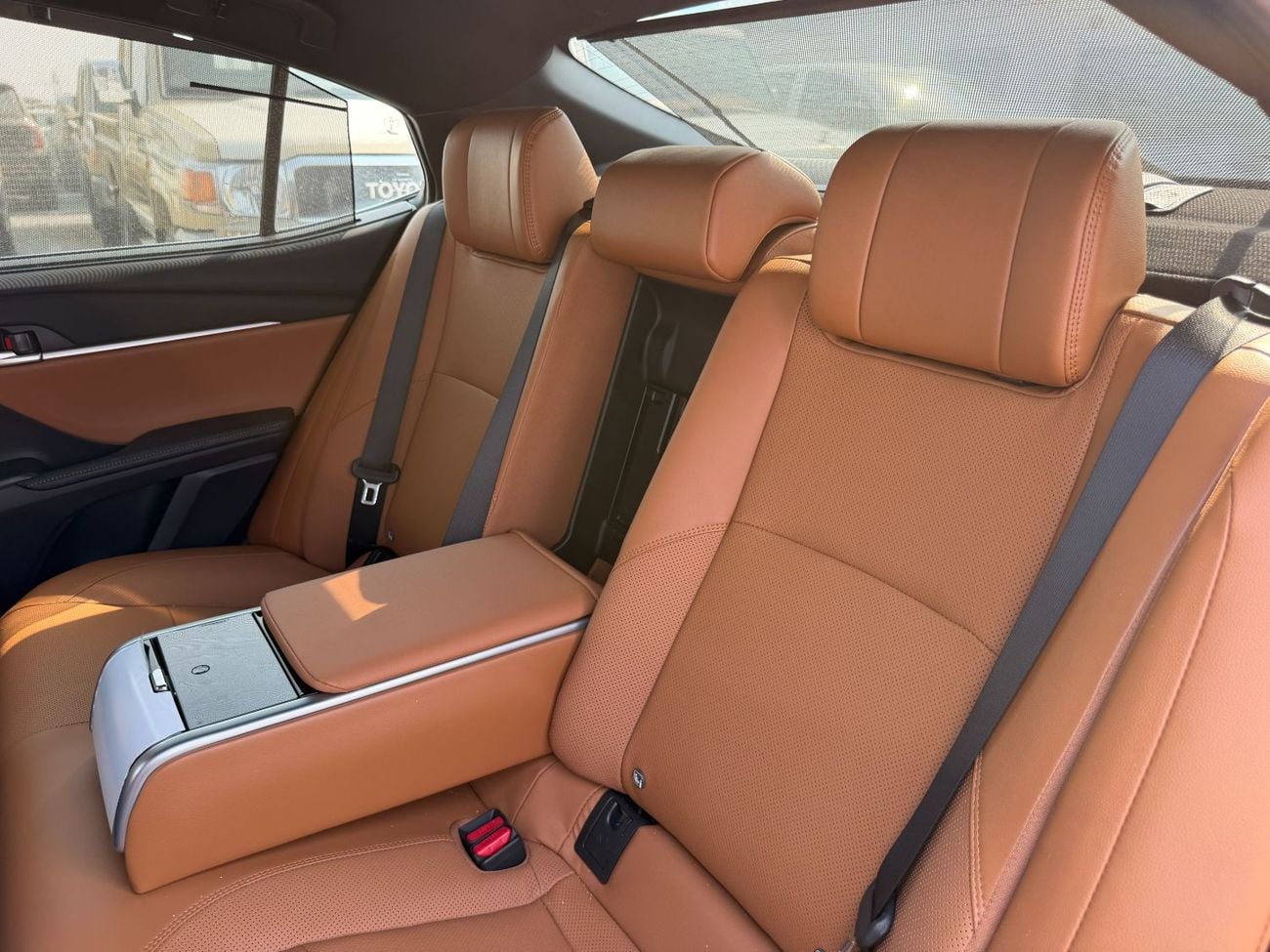 Toyota Camry LUMIERE HEV