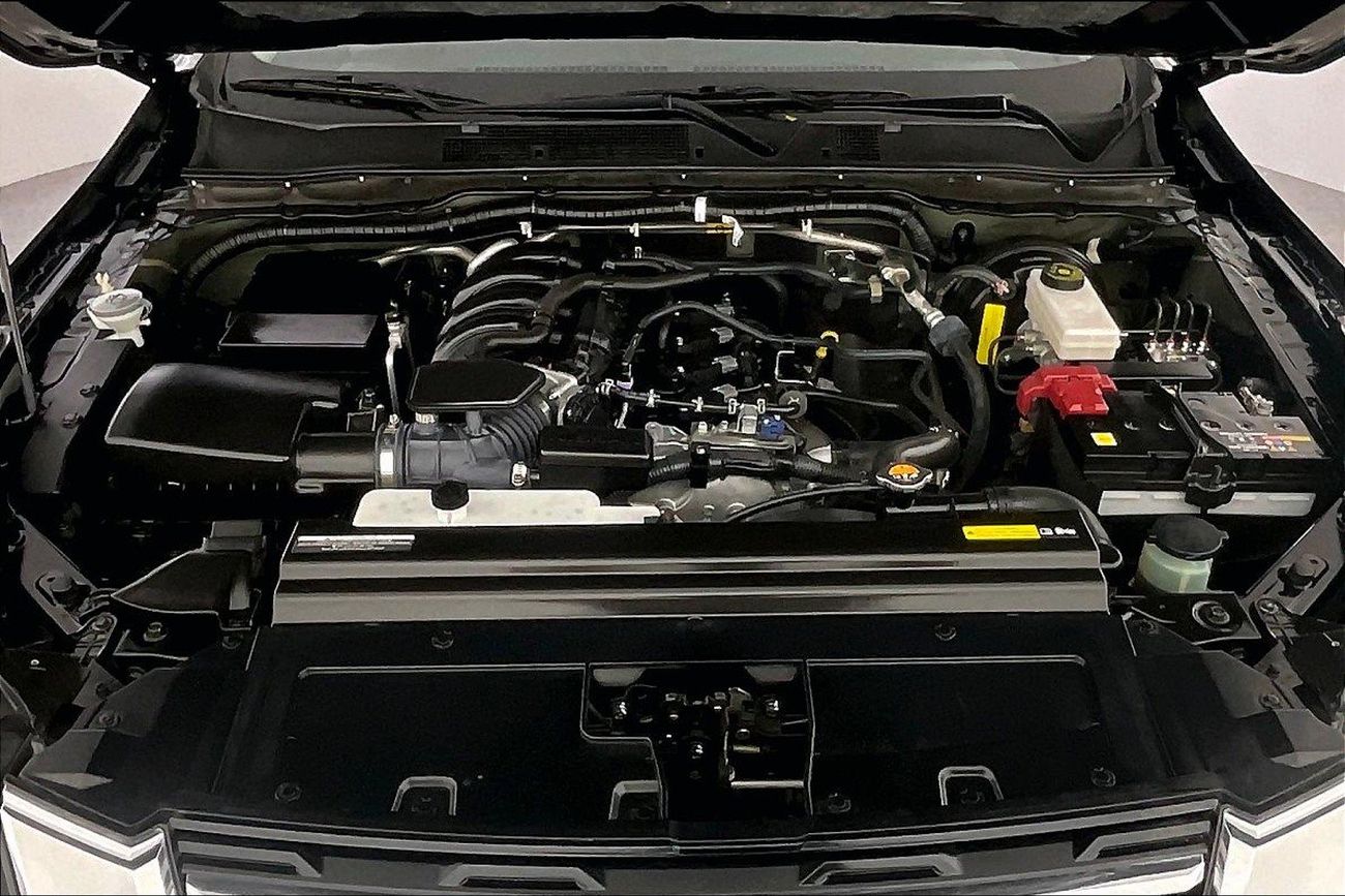 Nissan XTerra Platinum | Guaranteed Warranty | 0 Down Payment