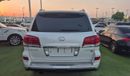 Lexus LX 570 2014 Lexus LX570 Sport Platinum (URJ201), 5dr SUV, 5.7L 8cyl Petrol, Automatic, All Wheel Drive. cle