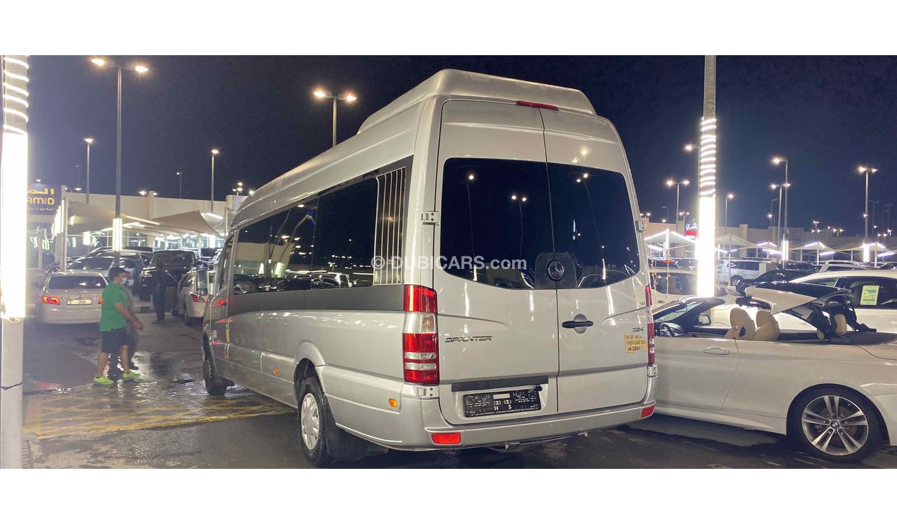 Mercedes-Benz Sprinter GCC Full option