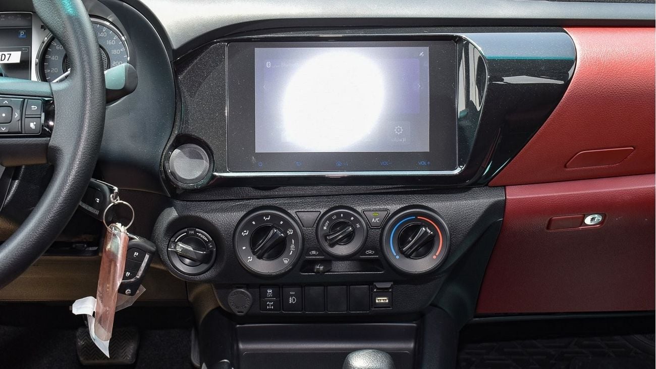 Toyota Hilux 2.4L Diesel A/T 4WD