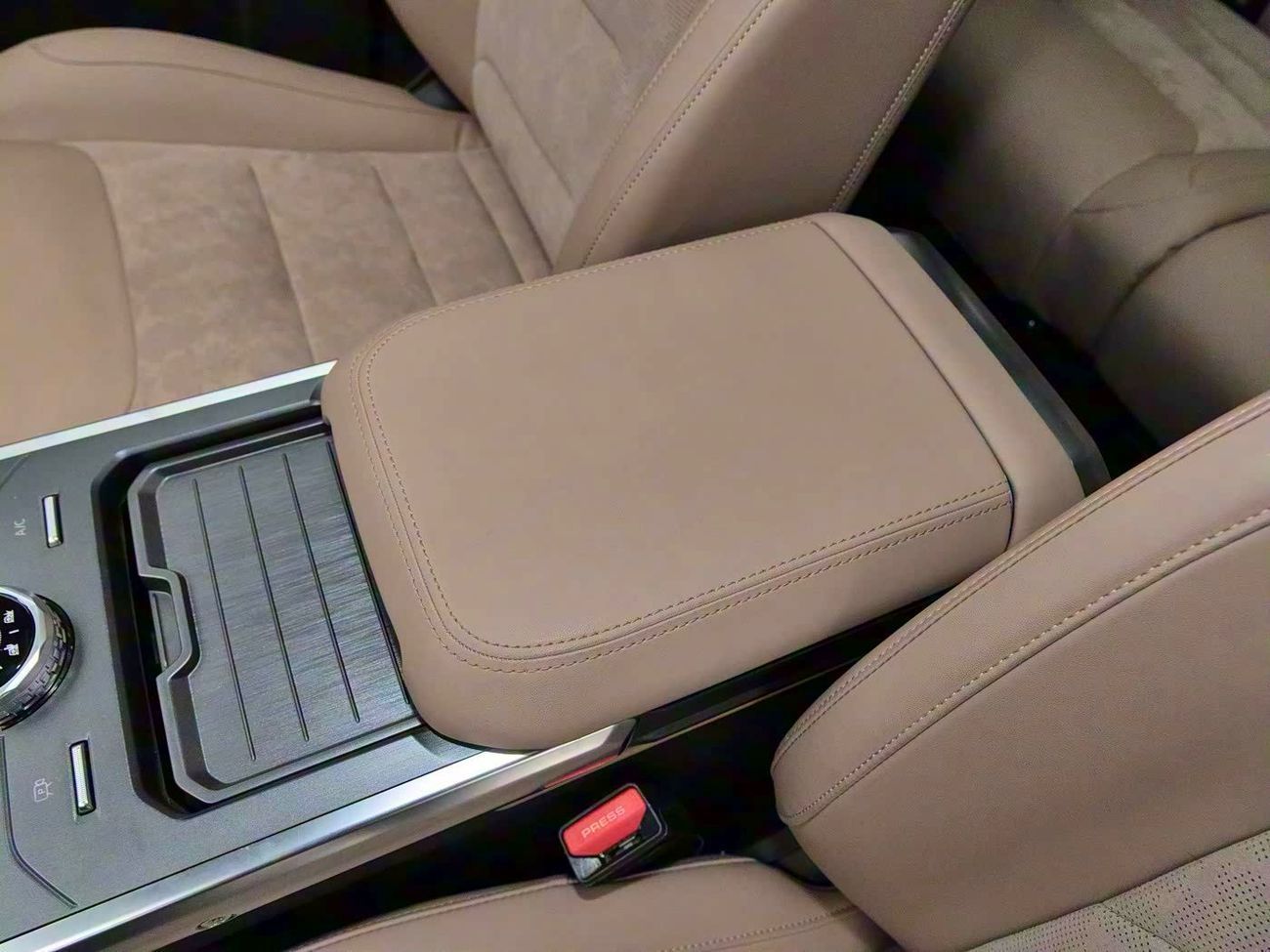 Jetour T2 Export only | Jetour Traveller 2025 2.0TD XWD Automatic Conquer Plus | Full Option - Brown interior