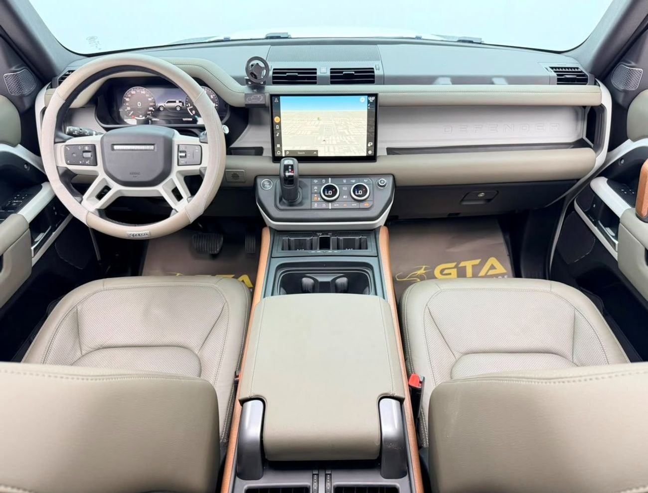 لاند روفر ديفندر 110 2024 Land Rover Defender 110 SE P300, Feb/2029 Land Rover Warranty + Service Pack, Full Service Hist