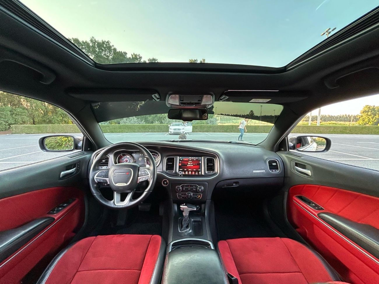 Dodge Charger R/T Road Track DODGE CHARGER R/T 2016 GCC V8 // ORGINAL PAINT // ACCIDENT FREE // PERFECT CONDITION