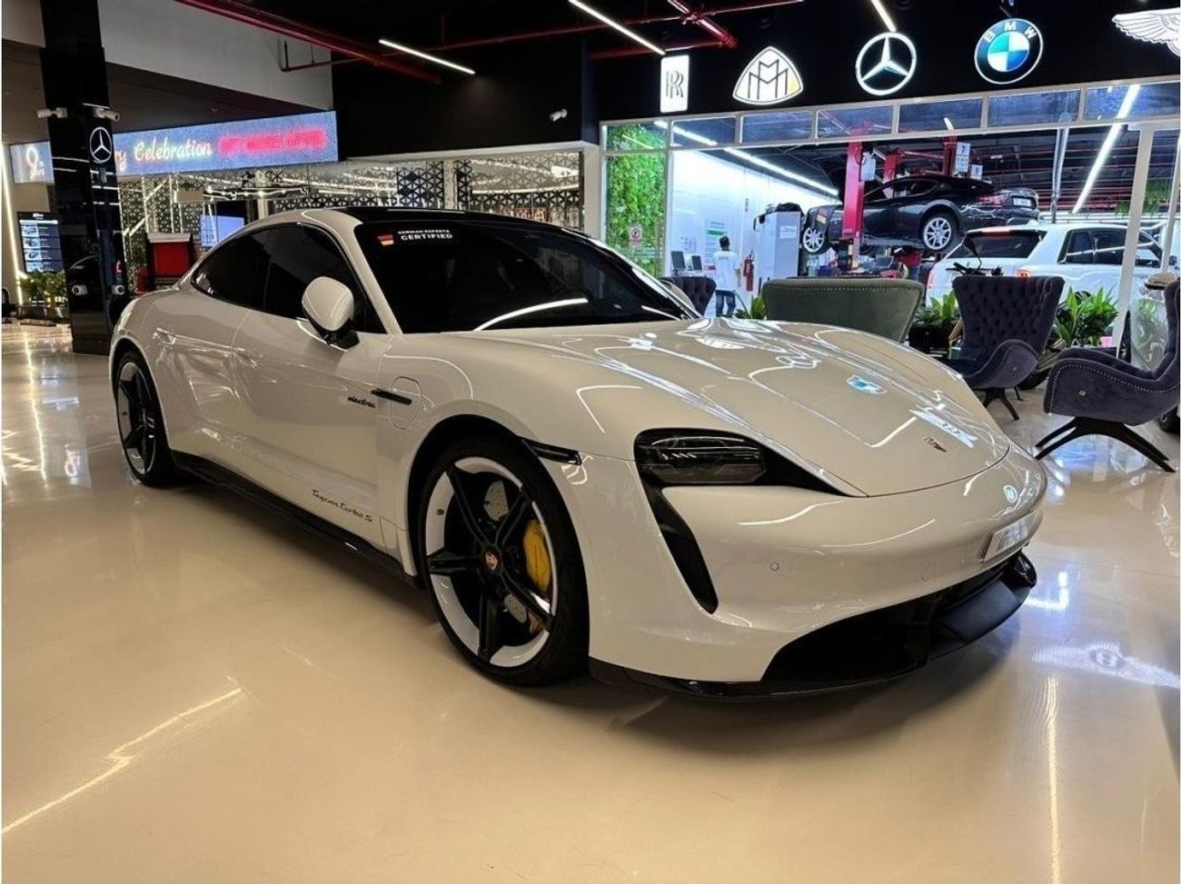 بورش تايكان 2021 Porsche Taycan TurboS /GCC/