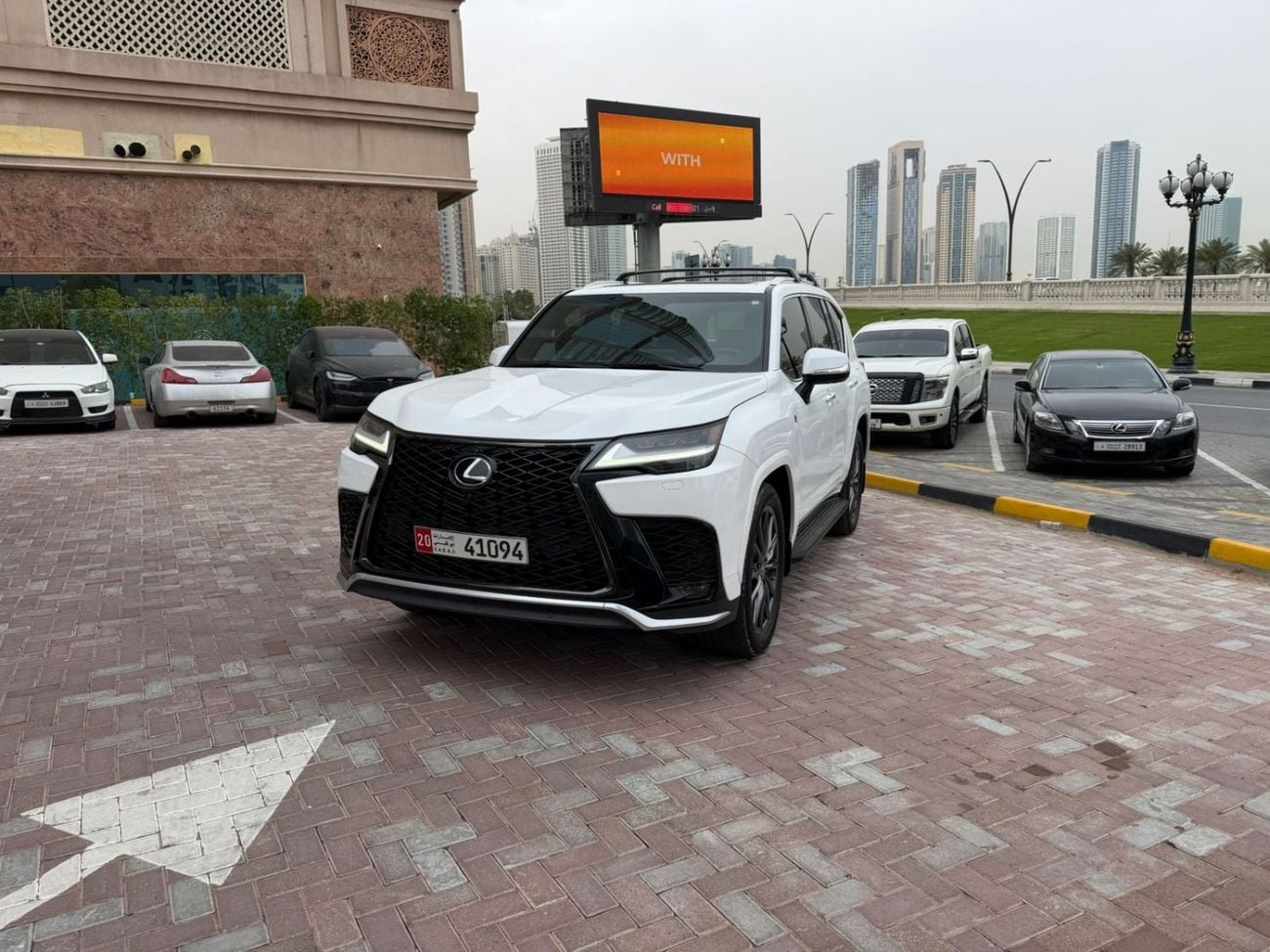 Lexus LX 600 F-Sport 3.5L | 2023 | American Specs | Clean Title | Perfect Condition