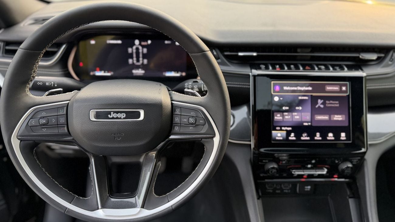 جيب جراند شيروكي L – Laredo 4x4 2023 American