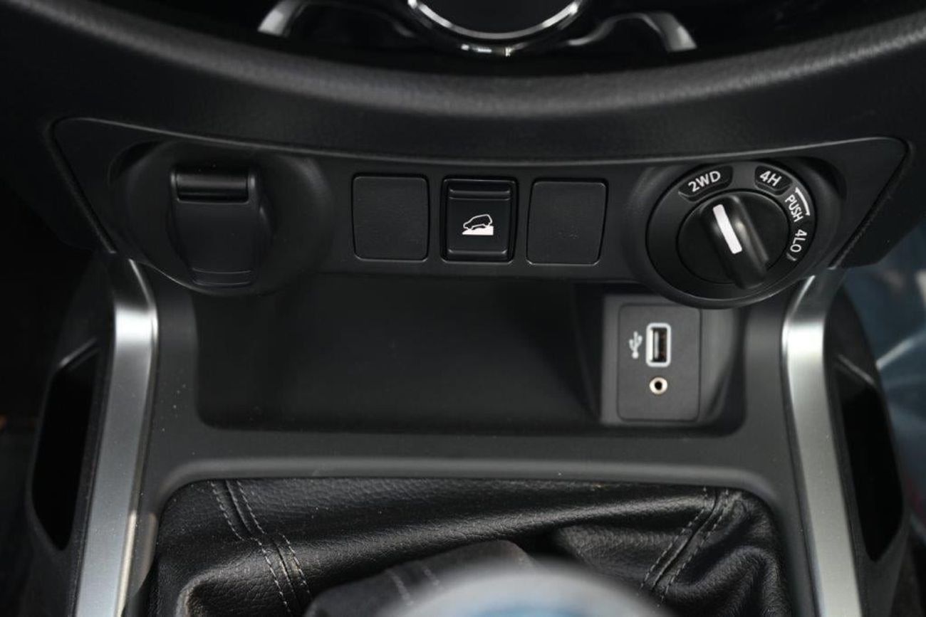 Nissan Navara NISSAN NAVARA FOR LOCAL REGISTRATION