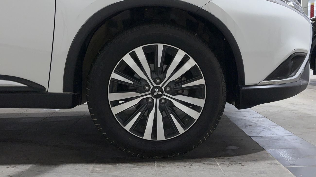 Mitsubishi Outlander 2023 GLX LOWLINE | AED 911/Month | 0 DP | 30 Day Return | Warranty | Service History