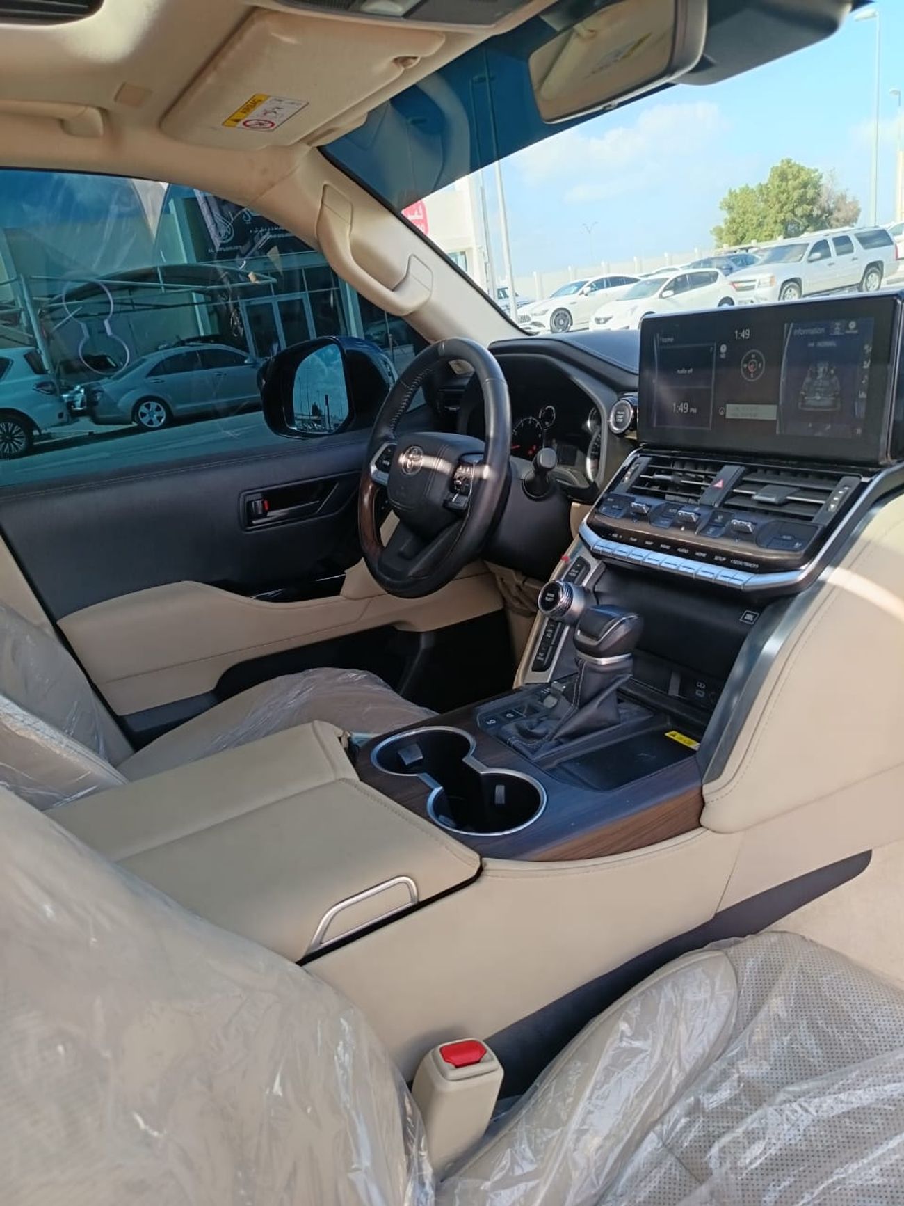 Toyota Land Cruiser GXR 3.5L TWIN TURBO LHD Automatic Petrol 4WD Sunroof Push Start Leather-Electric 7 Seats 5 Doors