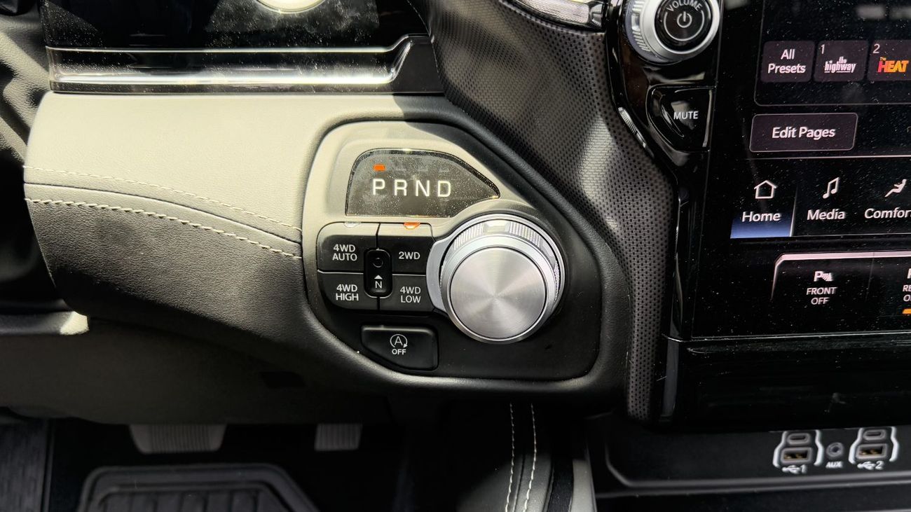 رام 1500 RAM 1500 3.0L Petrol 2025YM