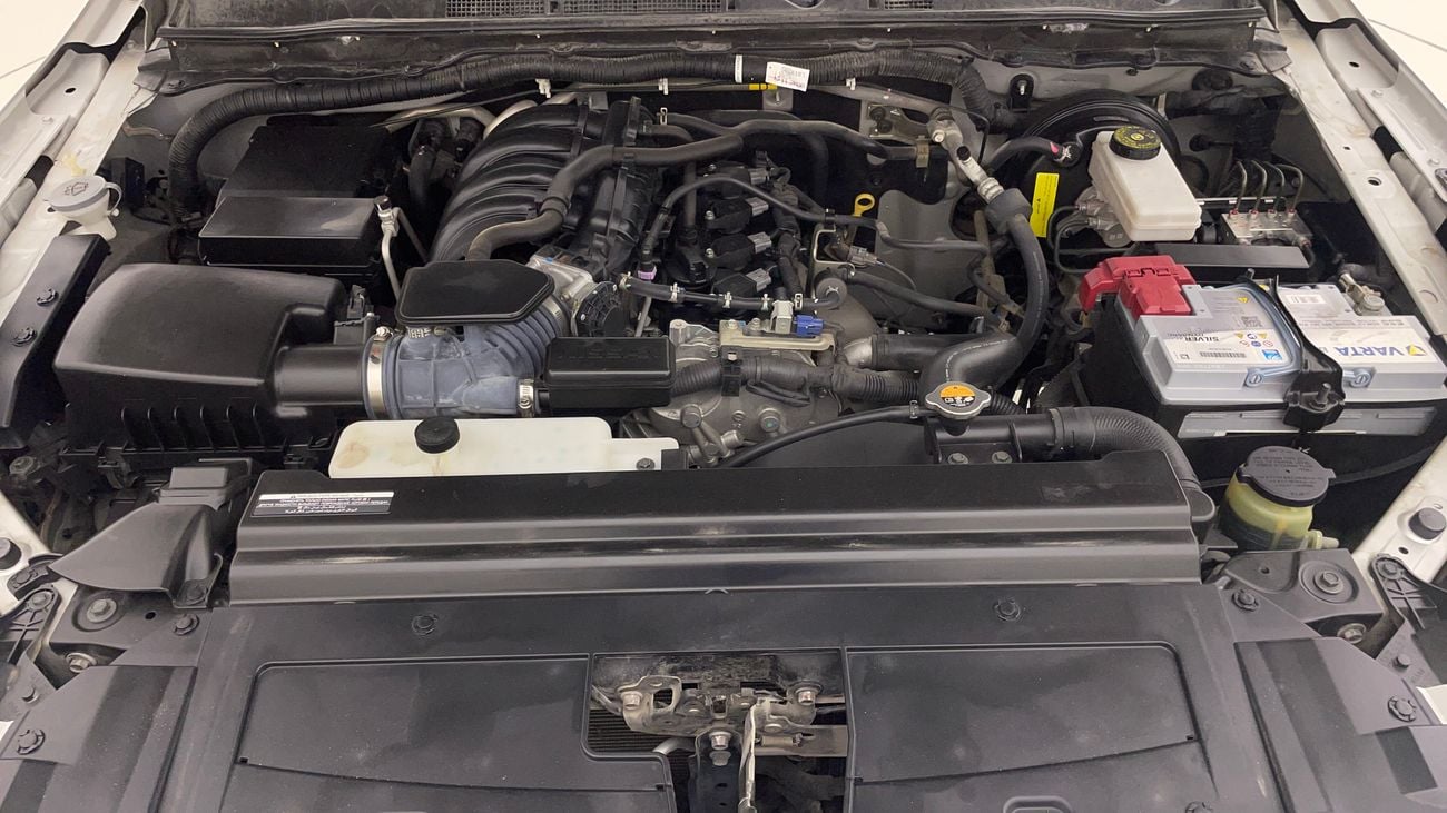 نيسان إكستيرا PLATINUM 2.5 | بدون دفعة مقدمة | اختبار القيادة في المنزل