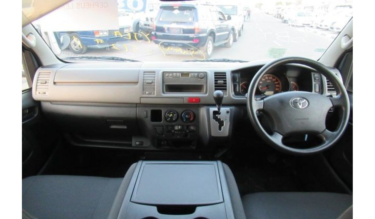 تويوتا هاياس TOYOTA HIACE RIGHT HAND DRIVE (PM1089)