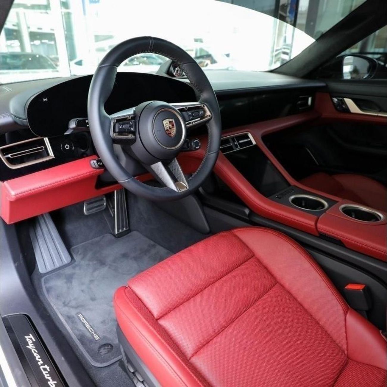 Porsche Taycan TURBO S