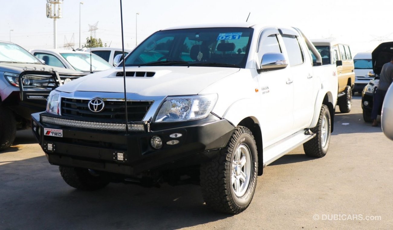 Toyota Hilux SR5 Diesel Right Hand drive clean car