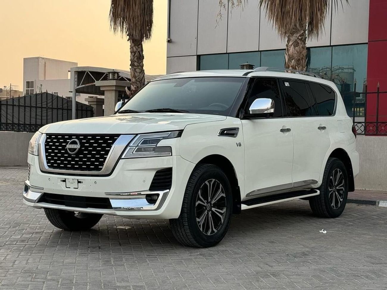 نيسان باترول LE بلاتينوم نيسان باترول بلاتينيوم 2014 محول 2022