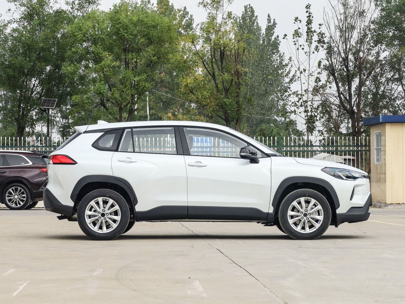 تويوتا كورولا كروس 2.0L Elite Version