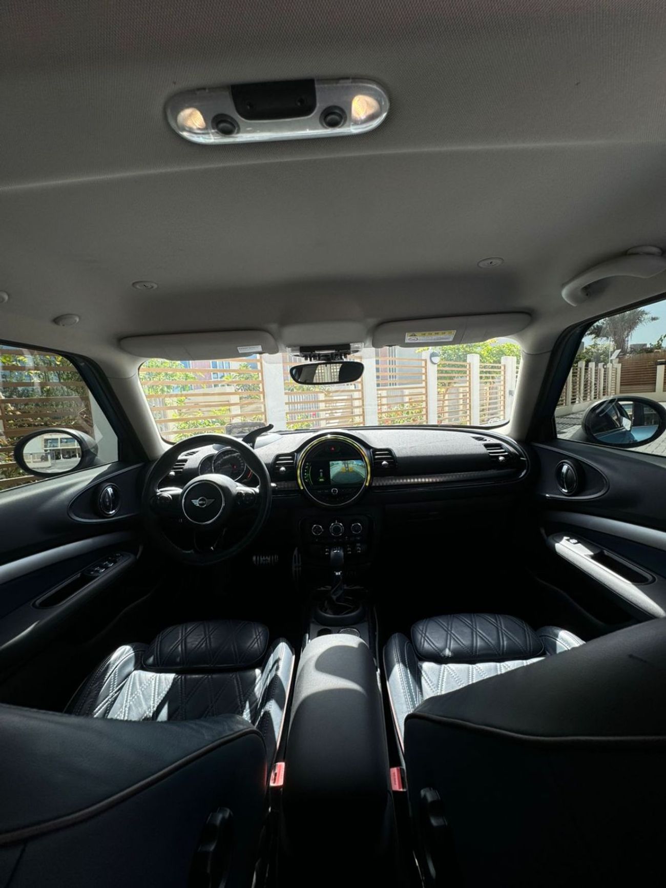 ميني وان كلوب مان