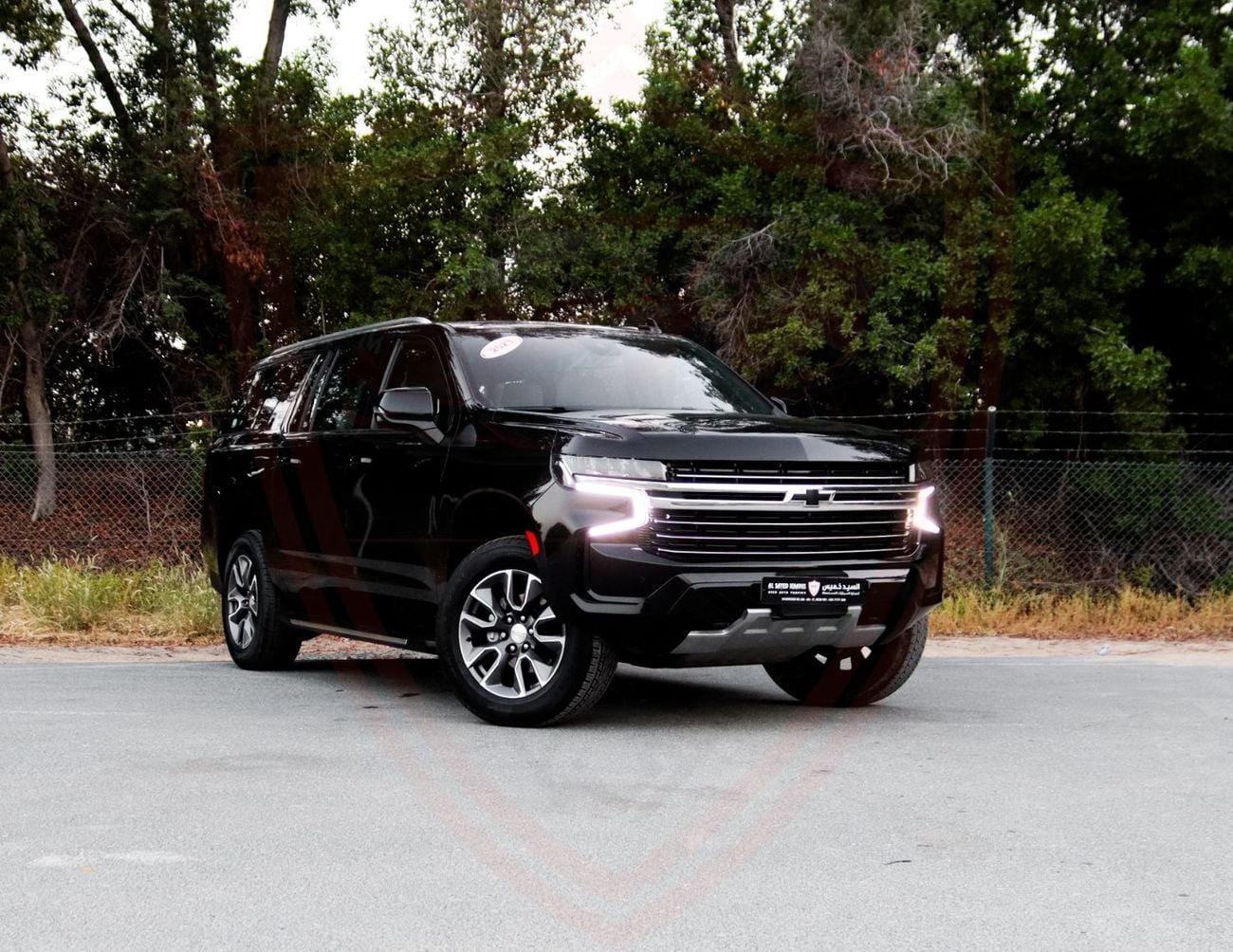 Chevrolet Suburban LT 5.3L 4WD Chevrolet Suburban | 5.3 L | 2023 | GCC | Original Paint | Accident-Free | In Excellent