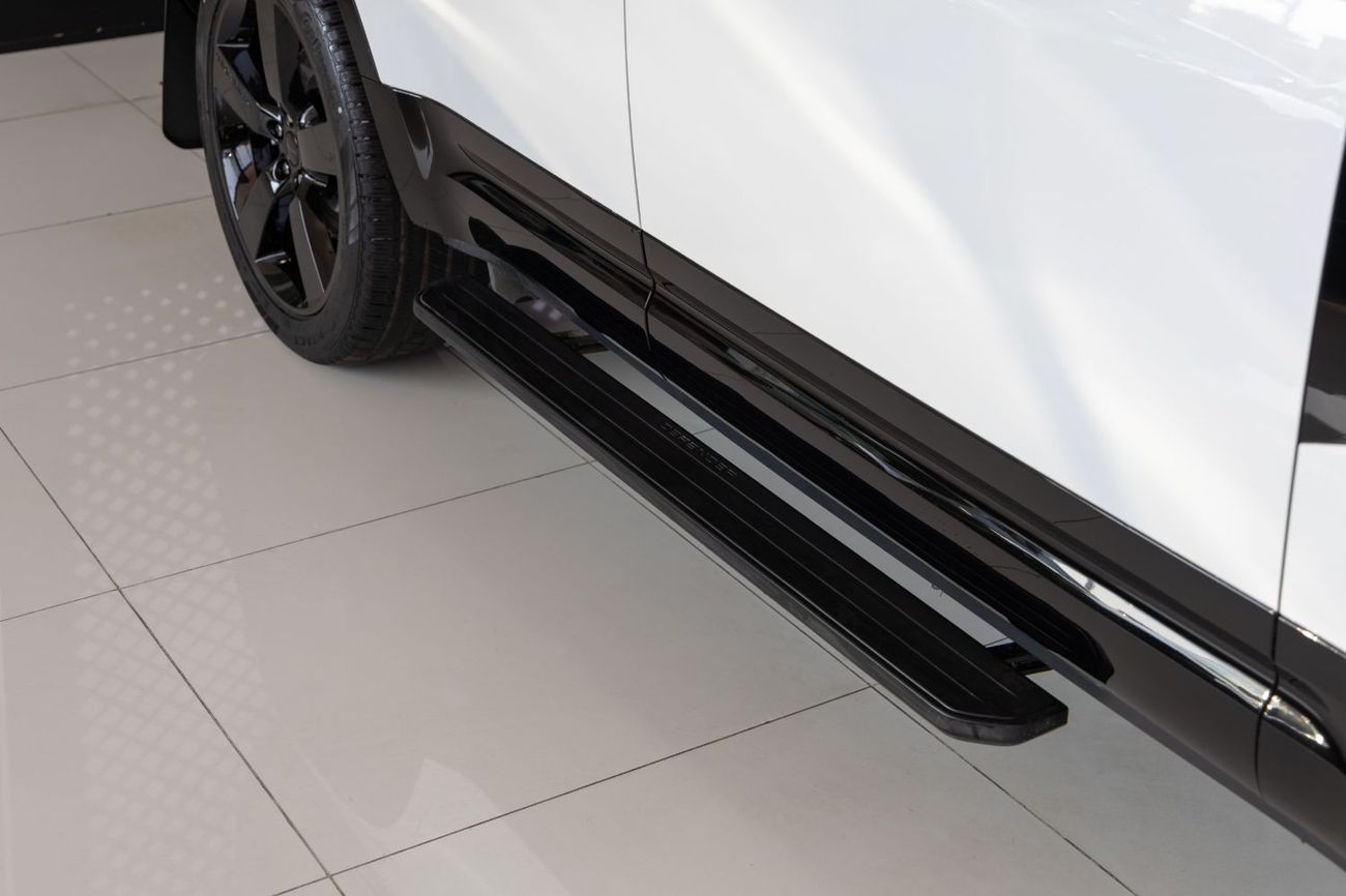 Land Rover Defender Land Rover Defender X-Dynamic HSE P400 - 2026 - GCC (Export)