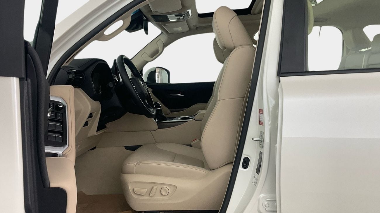 تويوتا لاند كروزر GXR | upto AED 20,000 Ramadan Discount | شامل الضمان | 0 ﺪﻔﻋﺓ ﺃﻮﻟﻯ