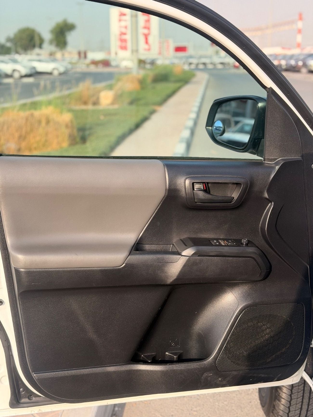 Toyota Tacoma Tacoma SR