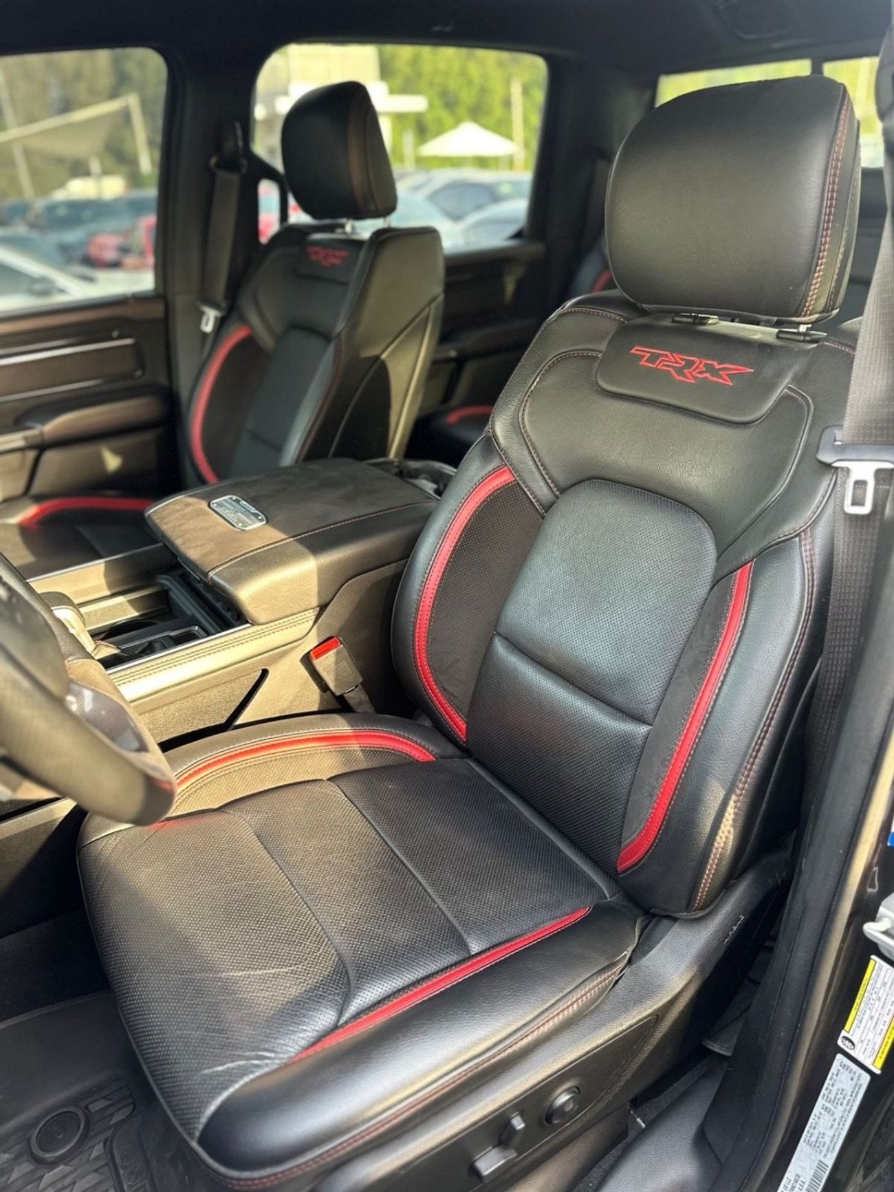 RAM 1500 TRX Crew Cab 6.2L DODGE RAM TRX 6.2 L supercharged 2022 Perfect condition  707hp Full option