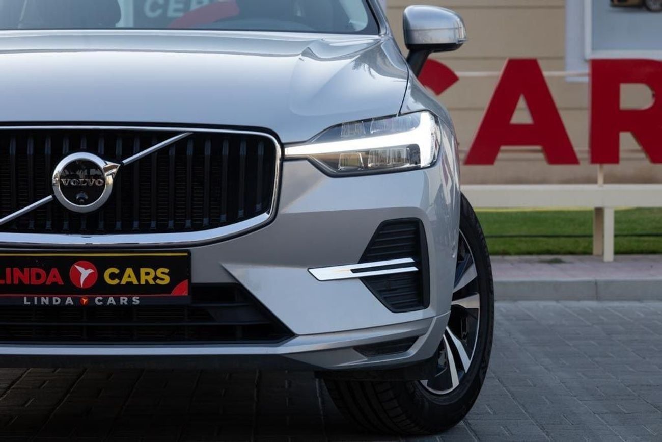 Volvo XC60 Volvo XC60 B5 Core 2024 GCC under Agency Warranty with Flexible Down-Payment.