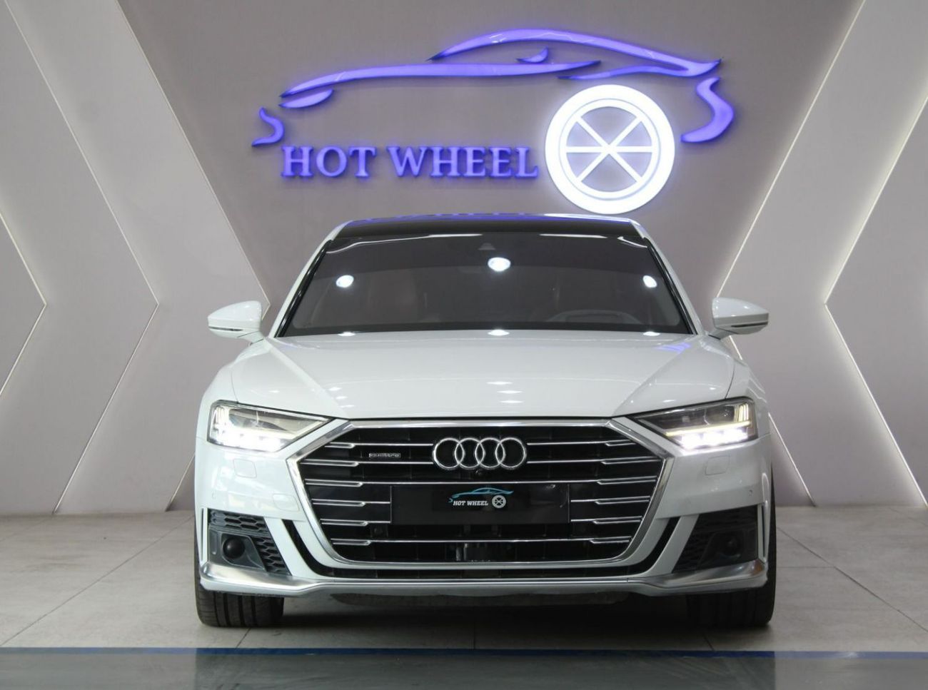أودي A8 L 60 TFSI quattro 4.0L (454 HP)