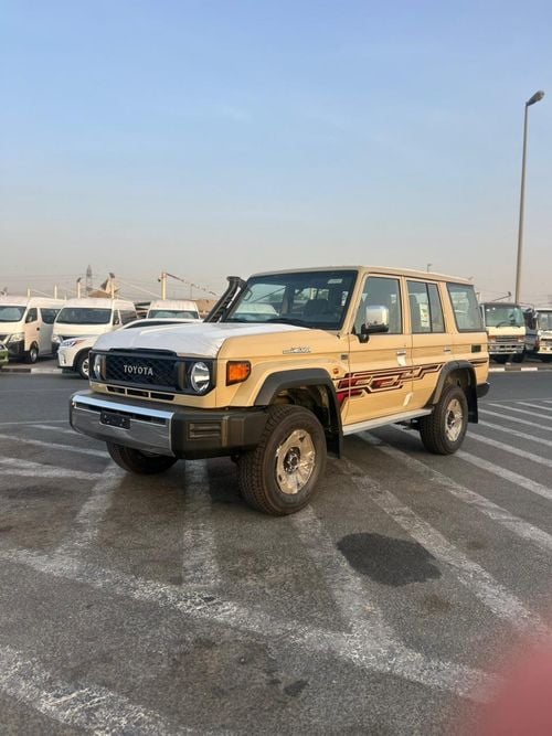 Toyota Land Cruiser 70 LC78 SERIES 4.0L PETROL 5 DOORS WITH COOLING BOX 2025