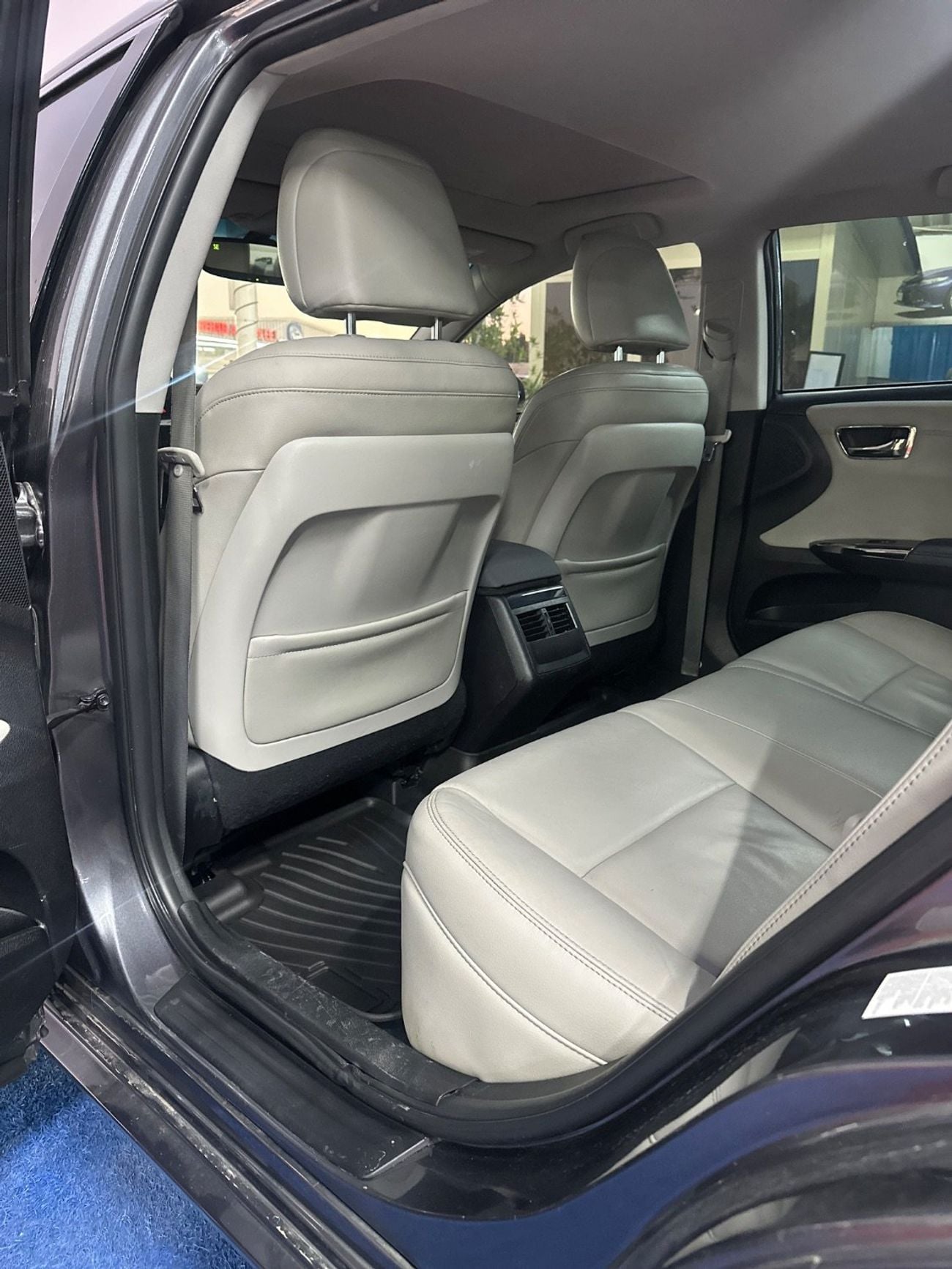 تويوتا افالون XLE 3.5L