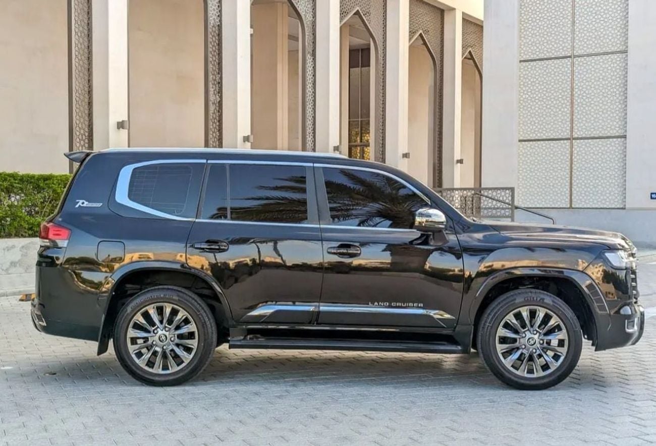 تويوتا لاند كروزر Toyota landcruise 2008 Model Facelifte 2025 GXR 4.0L V6 petrol Engine Colour Black  push start Trans