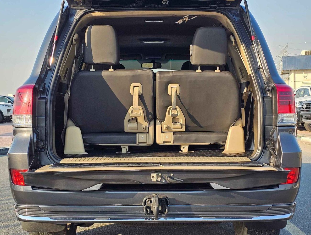 Toyota Land Cruiser / VXR 5.7/ 20 SHAPE / FULL OPTION/ EXPORT ONLY / LOT # 2540