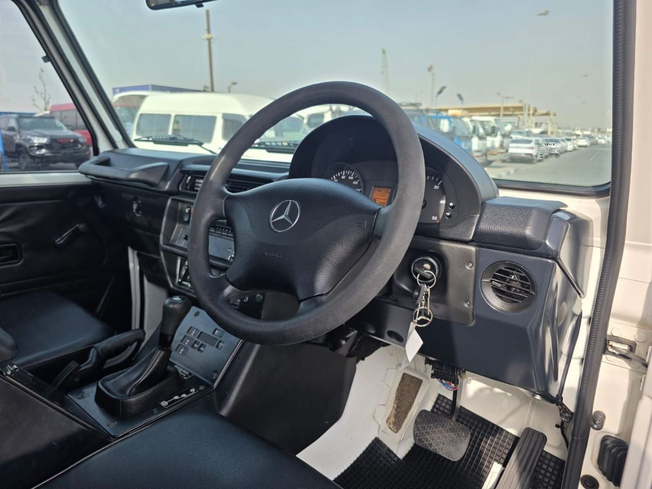 مرسيدس بنز G 300 2016 MERCEDES-BENZ G-CLASS DIESEL AUTOMATIC 3.0 CC G300 PICK UP, ALUMINUM REAR TRAY (PM50688)