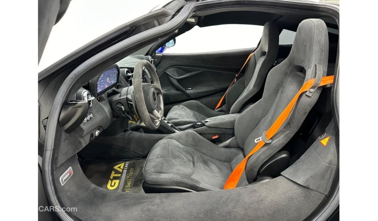 McLaren 720S Std 2018 McLaren 720S(Full Carbon), 2025 Warranty, Full Agency Service History, GCC