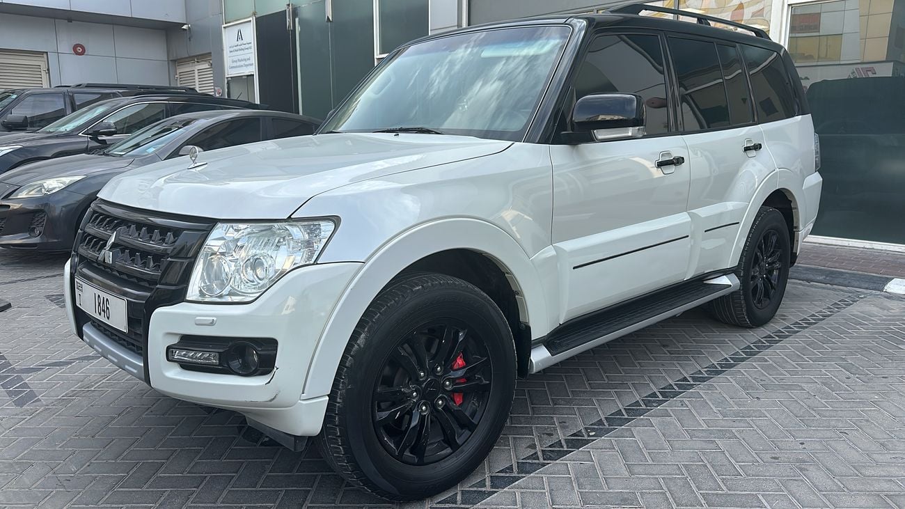 ميتسوبيشي باجيرو GLS HIGHLINE TOP