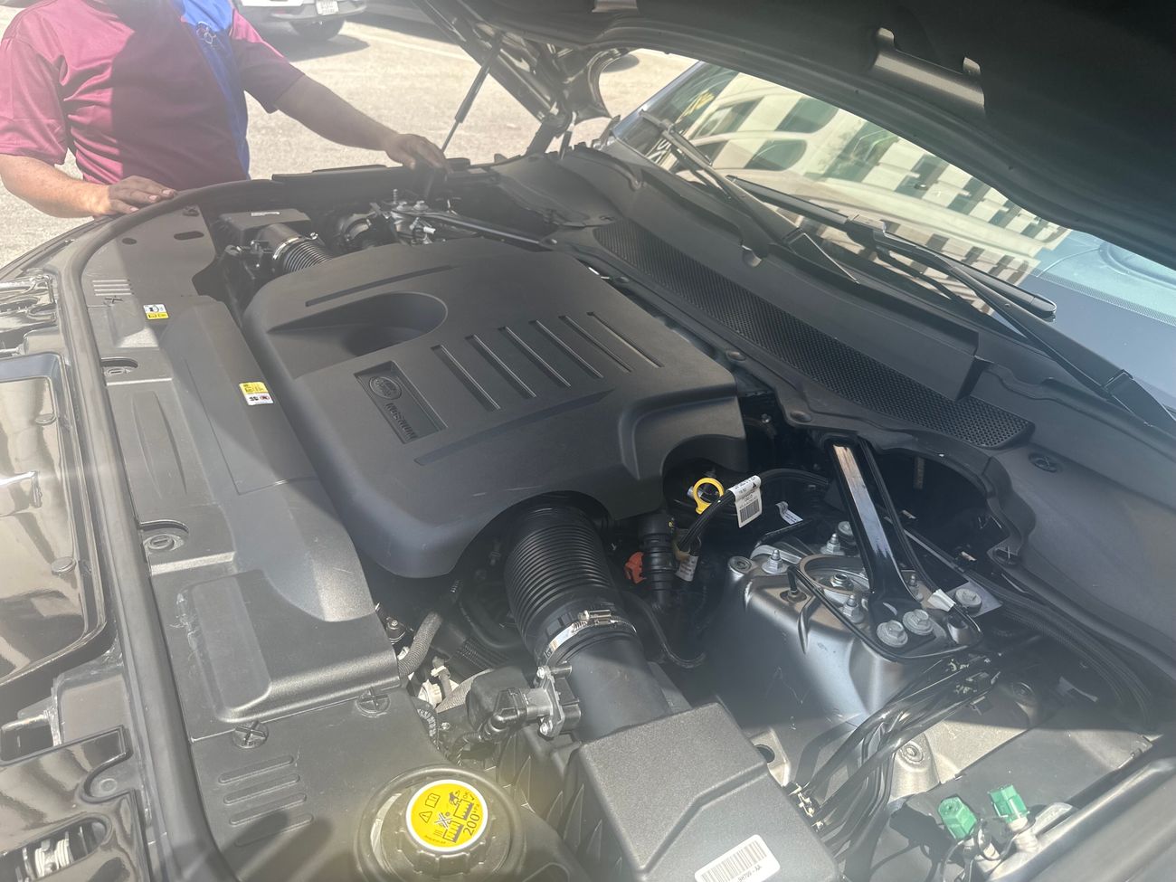 لاند روفر رينج روفر سبورت 3.0Turbo new engine