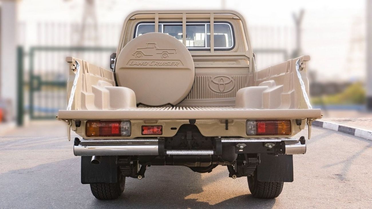 Toyota Land Cruiser Pick Up 2024 Toyota LC79 Single Cab 2.8 Diesel Full Option