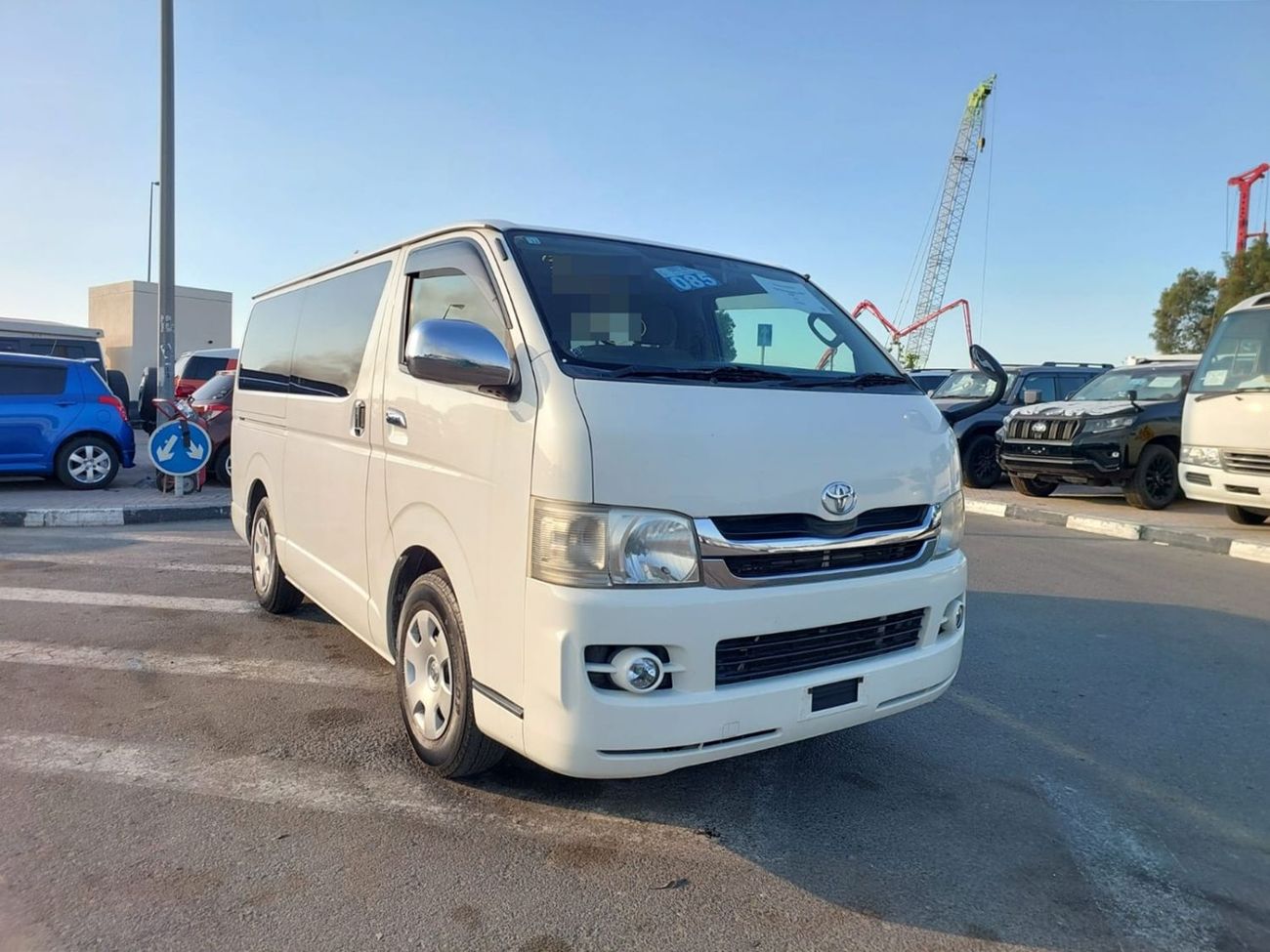 Toyota Hiace (RAMADAN OFFER) TOYOTA HIACE VAN RHD 2009 MODEL 2.0 L PETROL AUTOMATIC(PM10101)