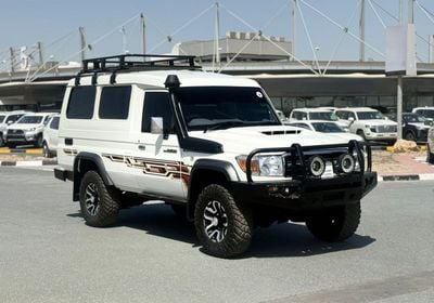Toyota Land Cruiser 2018 | 3.2L DIESEL | MT | RHD | HEAVY BULL BAR WITH LED LIGHTS | HEAVY ROOF RACK | AIR SNORKEL