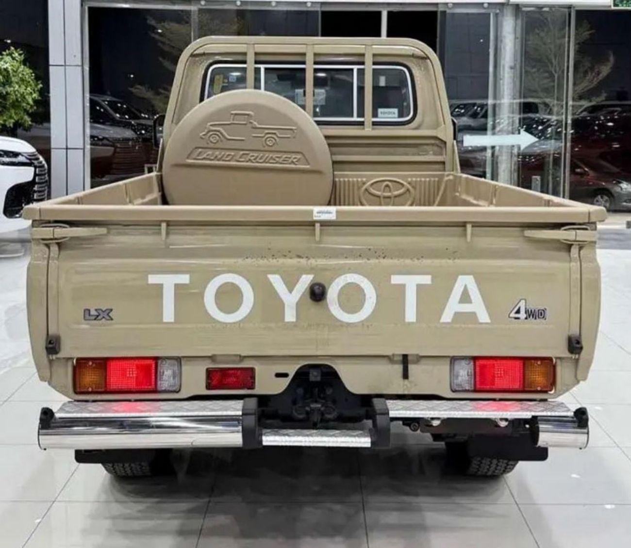 Toyota Land Cruiser 70 TOYOTA LC79 SC 2.8L DIESEL MT MID 25YM GCC
