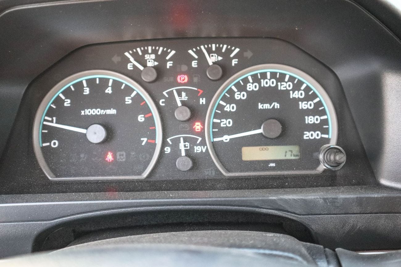 تويوتا لاند كروزر بيك آب TOYOTA LAND CRUISER PICK-UP (70 SERIES) – GRJ79 – 4.0L V6 – 2025 MODEL