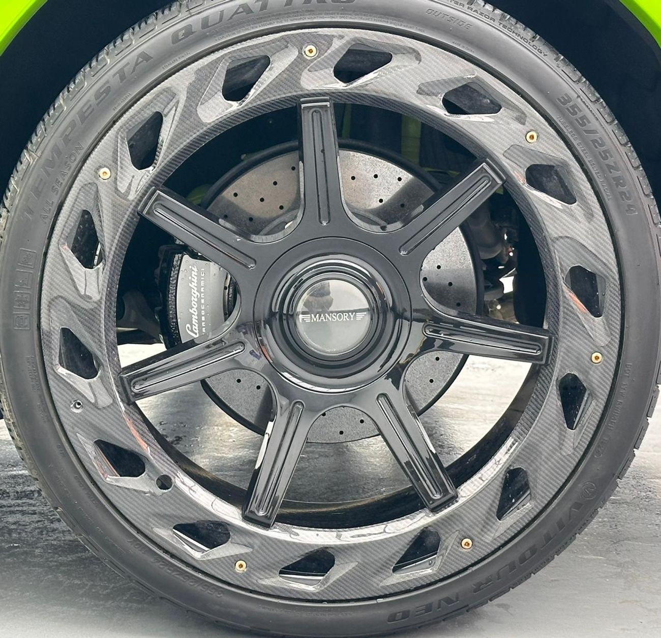 Lamborghini Urus STD 4.0T V8 2022 Lamborghini Urus, Mansory Kit, 1 Year Warranty Unlimited KM, Excellent Condition