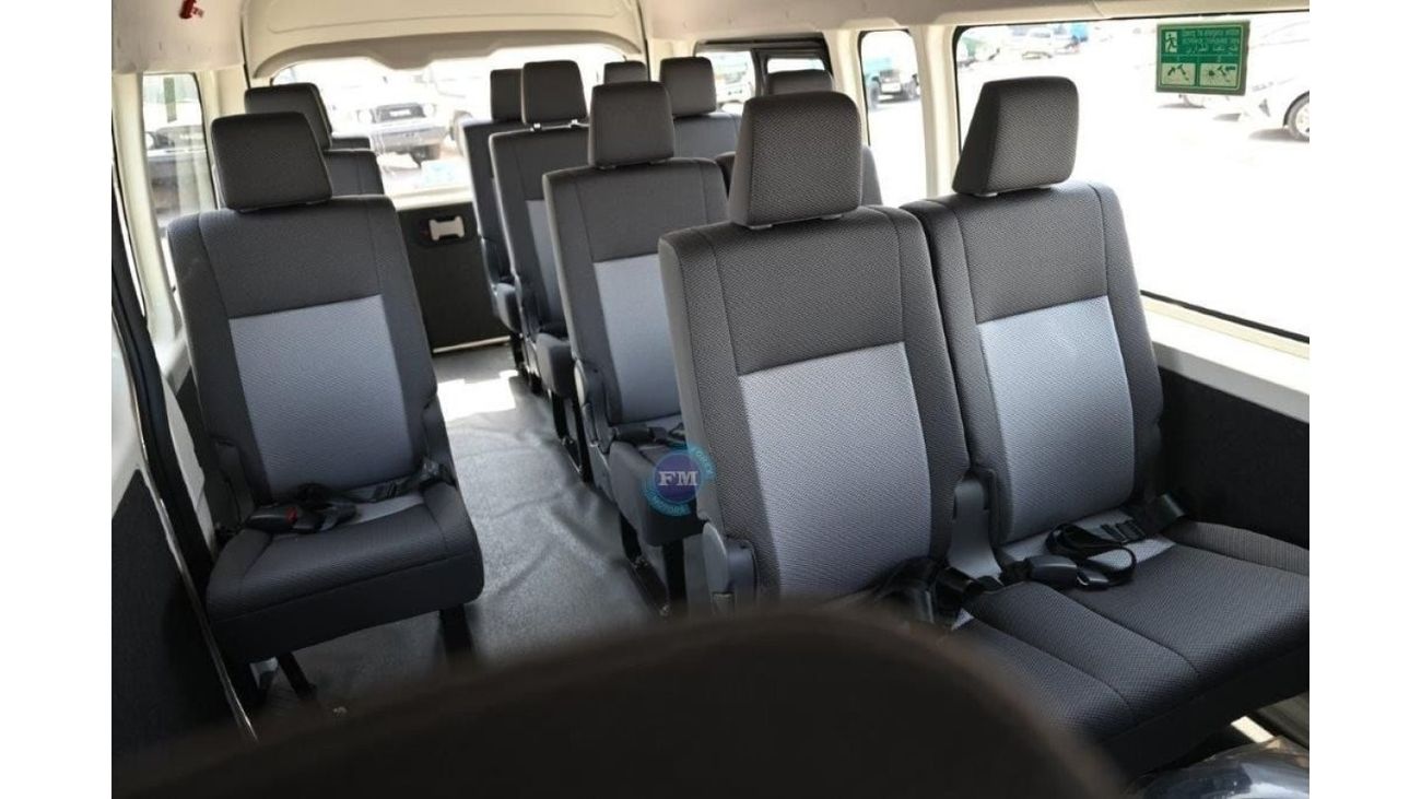 Toyota Hiace High Roof 3.5L Petrol 13 - Seater Manual