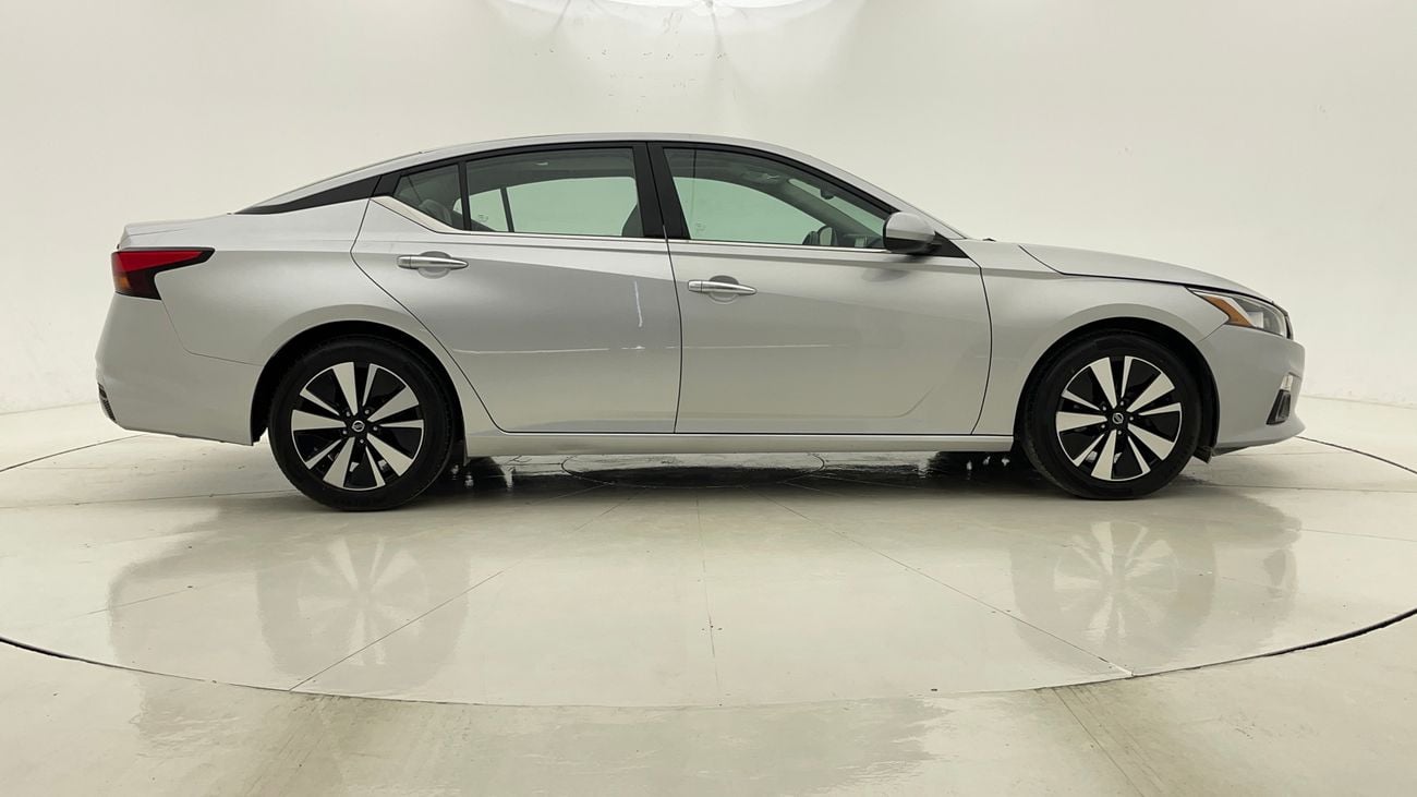 نيسان ألتيما SV 2.5 | بدون دفعة مقدمة | اختبار القيادة في المنزل