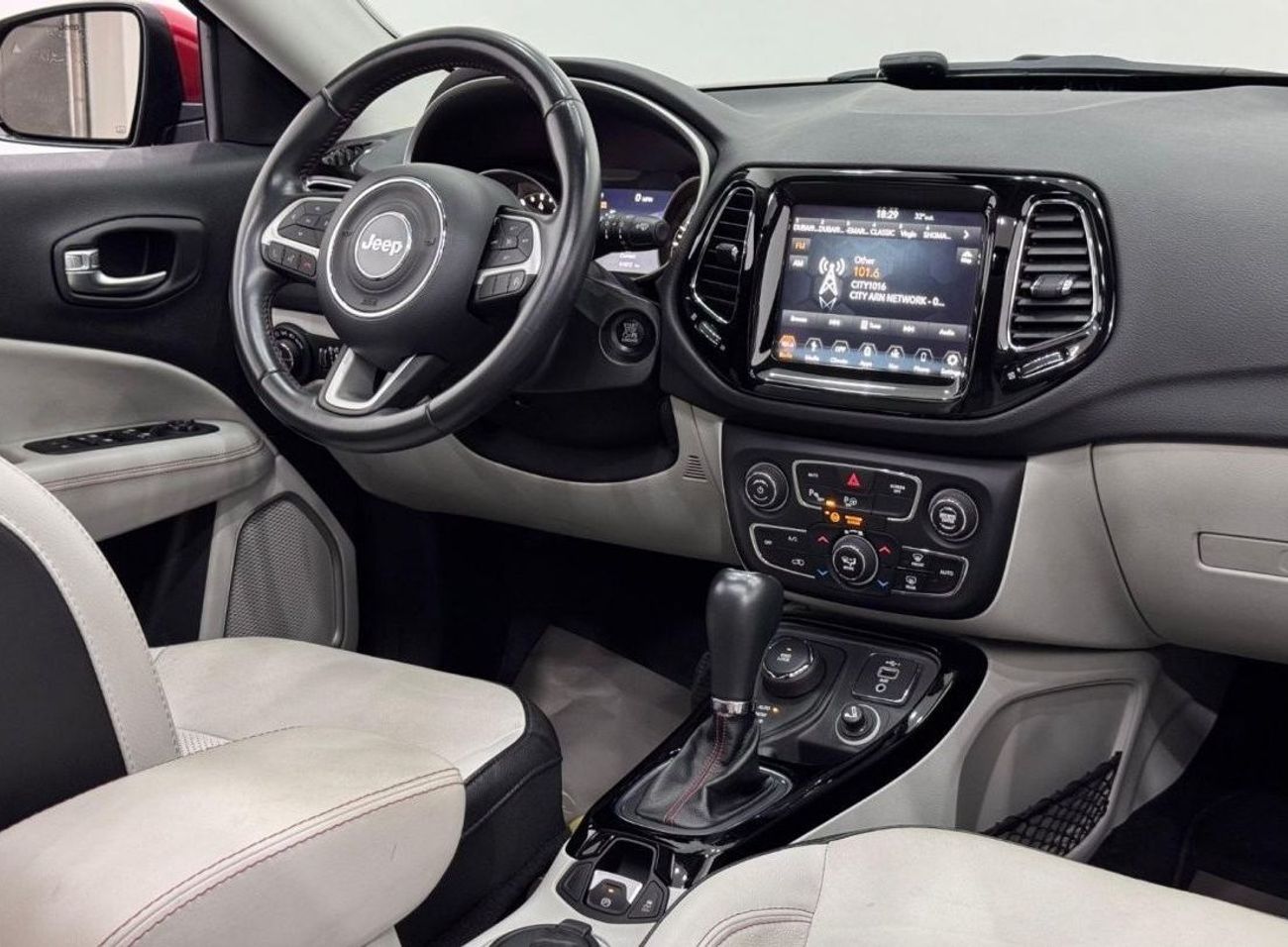 جيب كومباس 2019 Jeep Compass Limited, Warranty, Full Jeep Service History, Low Kms, GCC