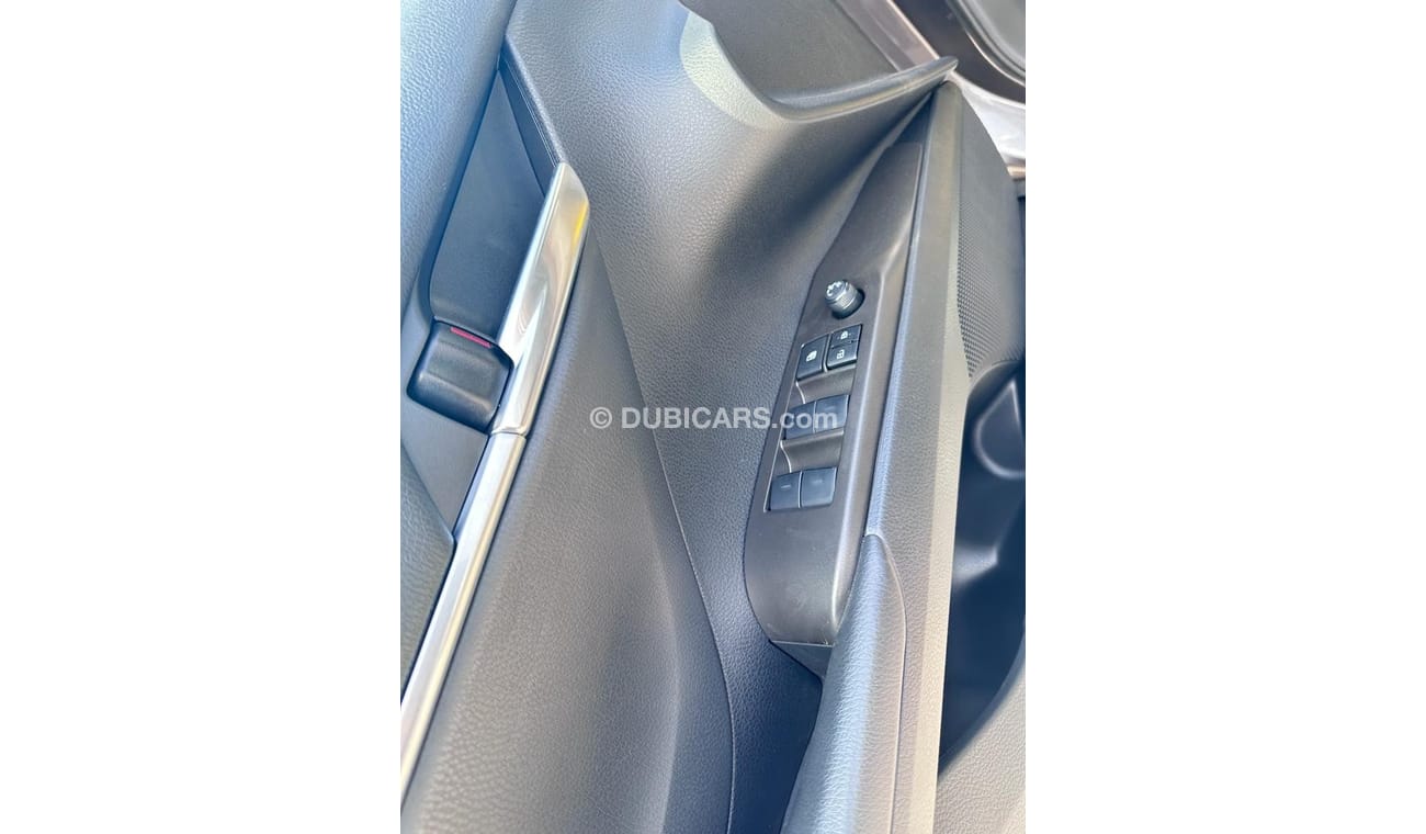 Toyota Camry 2.5 L , Europe spec , push start , electric seat , line radar ,front radar , rims 17