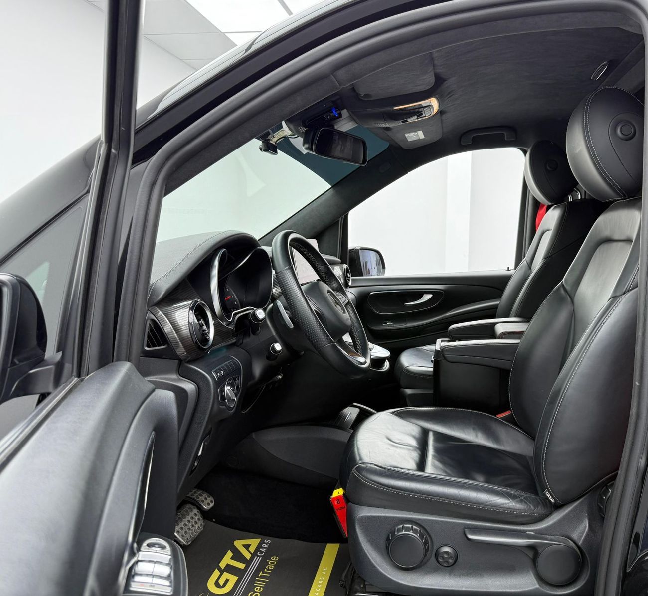 Mercedes-Benz V 250 Std 2.1L 2021 Mercedes-Benz V250,1 Year Unlimited KM  Warranty, Full Service History, GCC